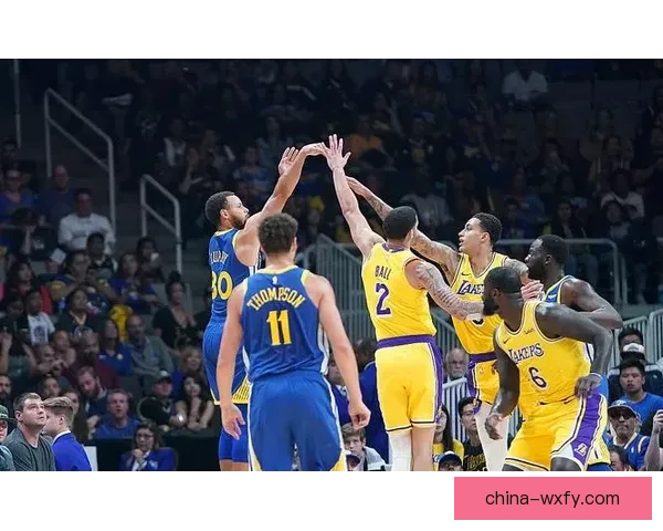 勇士大战湖人精彩回放 力量对决全程回顾与分析 勇士大战湖人精彩回放 力量对决全程回顾与分析