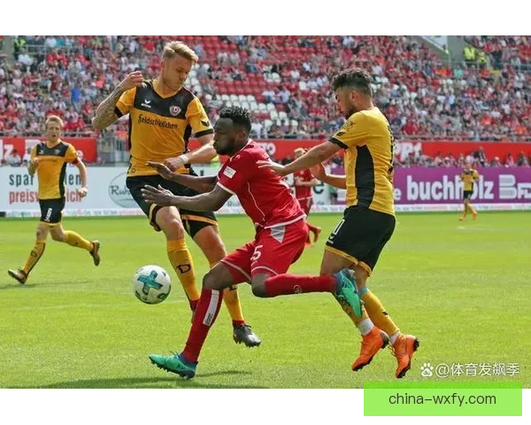 凯泽主场迎战基尔赛前解析走势与阵容对决关键看点全解读前瞻 凯泽主场迎战基尔赛前解析走势与阵容对决关键看点全解读前瞻